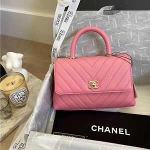100% authentic 20P CHANEL coco small top handle caviar GHW Barbie pink